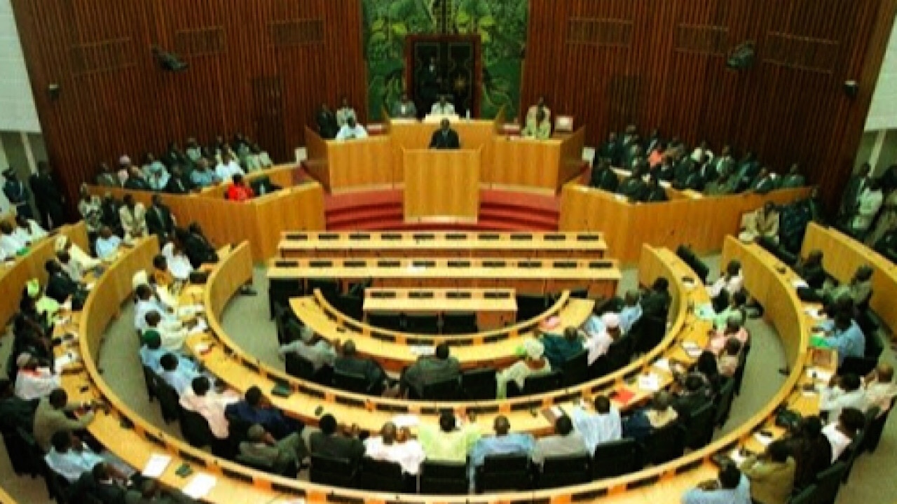 Sénégal  Plusieurs cas contact à l’assemblée nationale  Actualités au