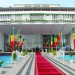 Sénégal : Les membres du bureau de l’assemblée nationale ont été dotés de voitures neuves