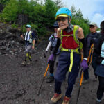 Japon : à 102 ans, Kokichi Akuzawa bat le record du plus vieil alpiniste du Mont Fuji