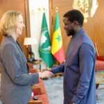 Sénégal : Le président Bassirou Diomaye Faye a reçu en audience Mme Meg O’Neill, Présidente-Directrice Générale de Woodside Energy