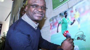 ROGER MILLA